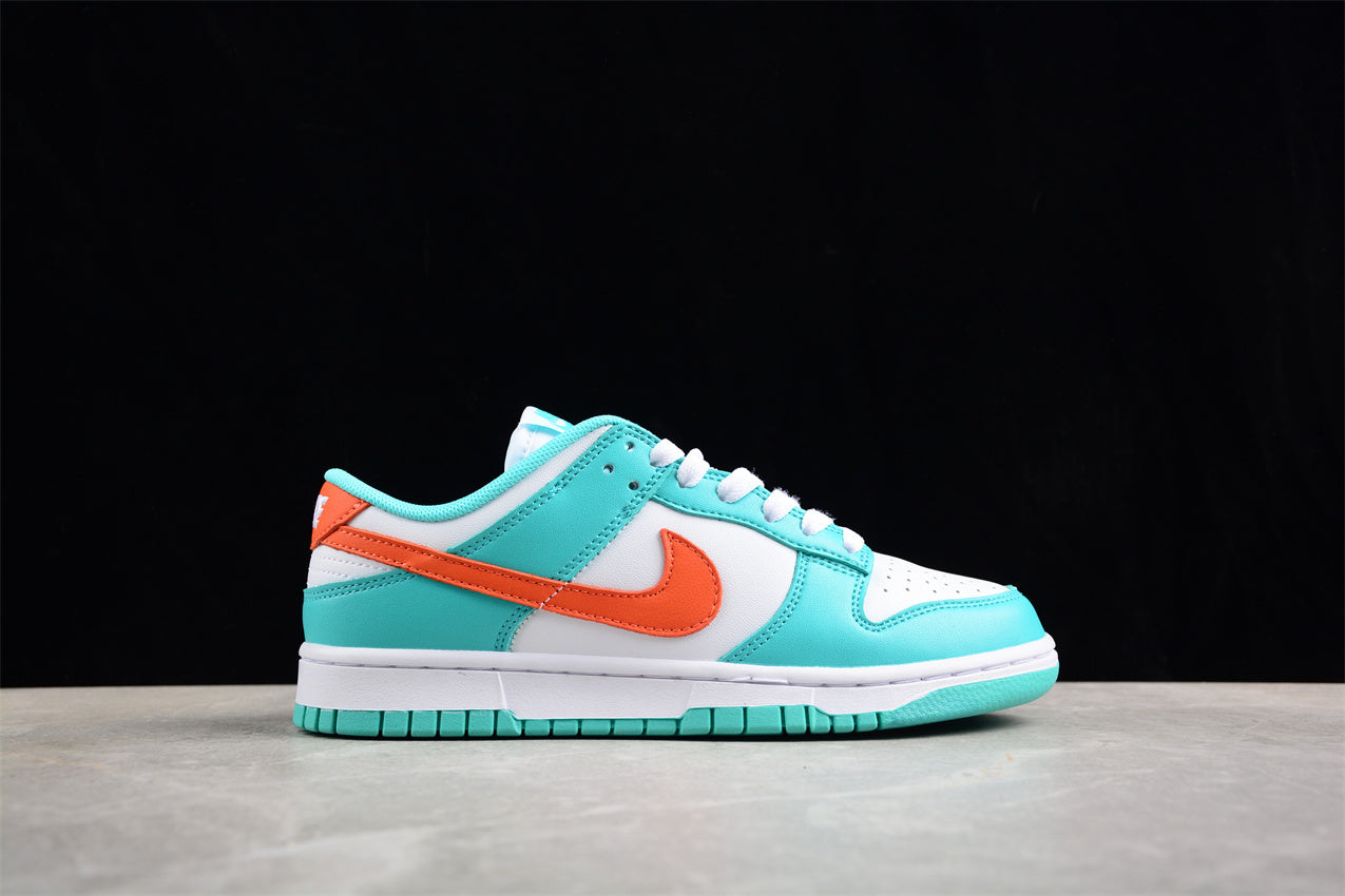 Dunk Low blanco, celeste y naranja