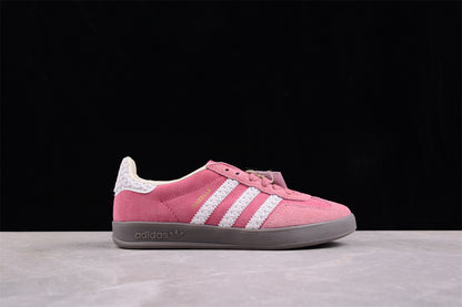 Gazelle rosa y blanco