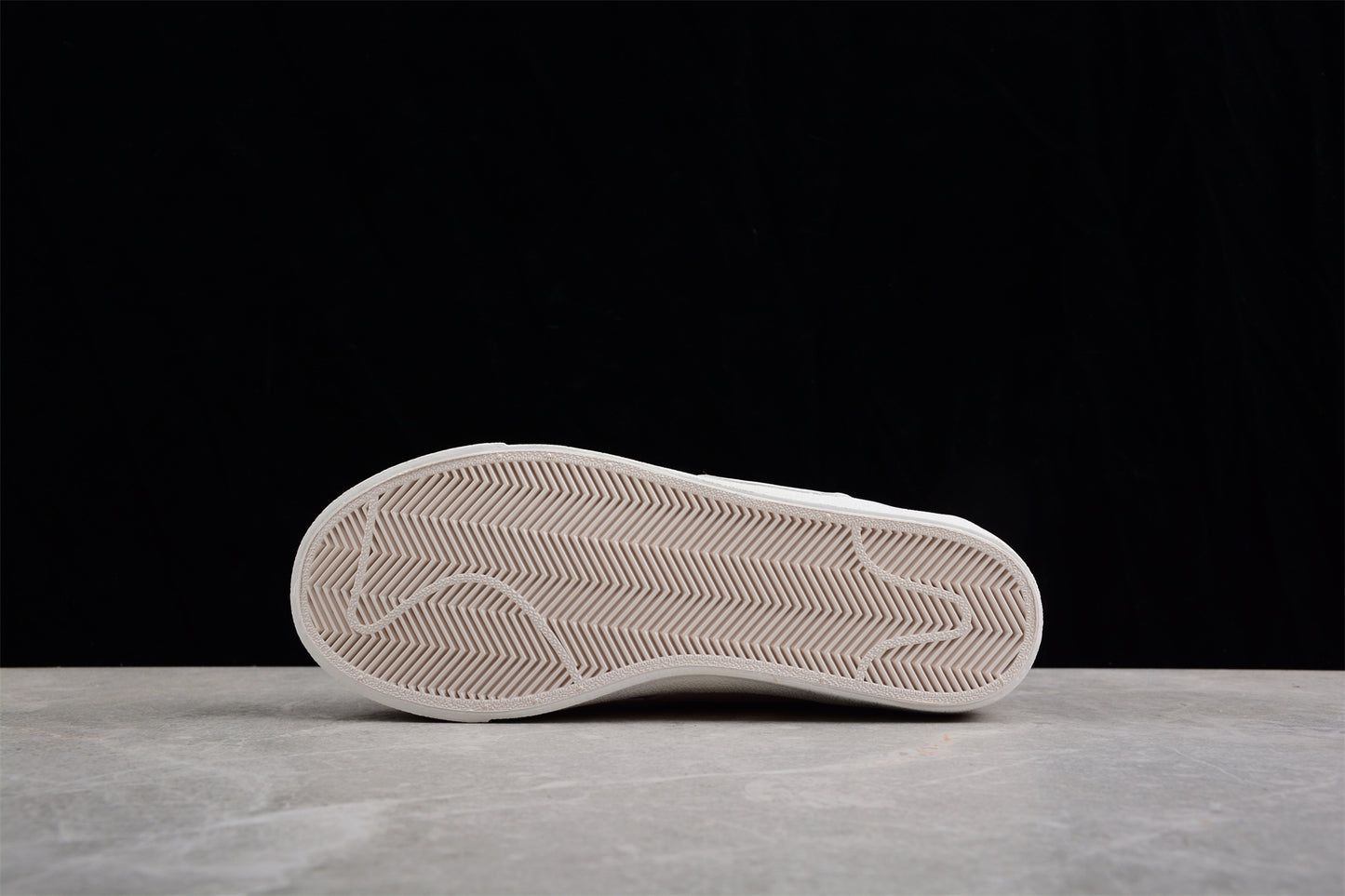 Blazer Low '77 rosa, beige y blanco