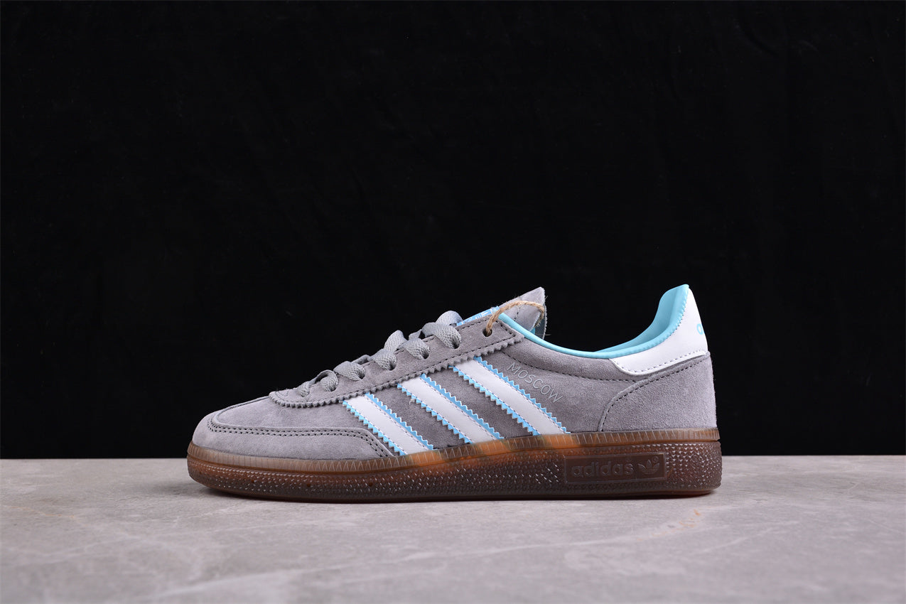 Handball Spezial gris medio, celeste claro y blanco