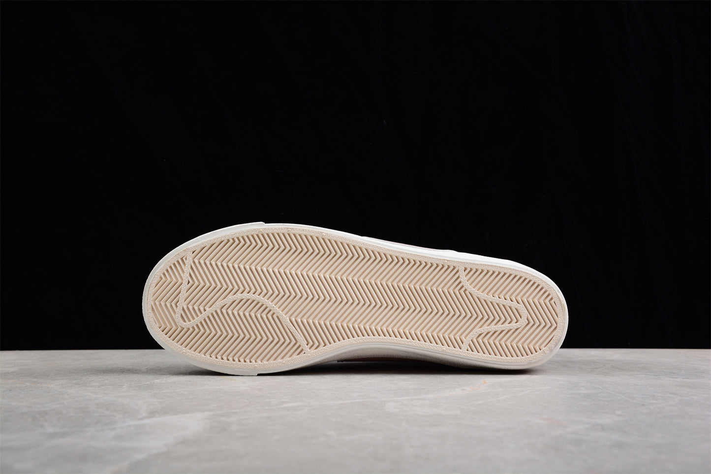 Blazer Low '77 blanco y rosa