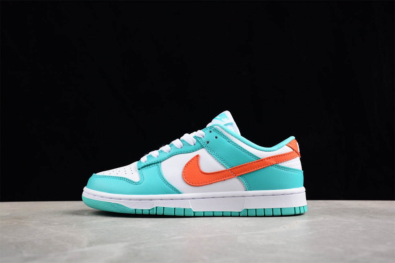 Dunk Low blanco, celeste y naranja