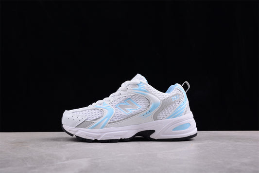 NB 530 blanco y azul celeste