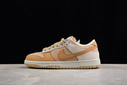 Dunk Low beige y crema