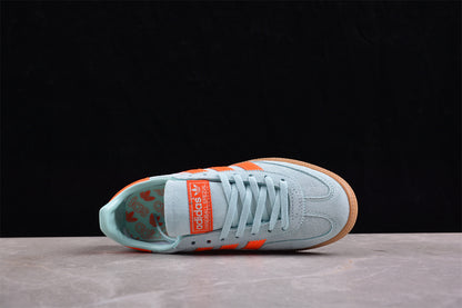 Handball Spezial azul cielo y naranja