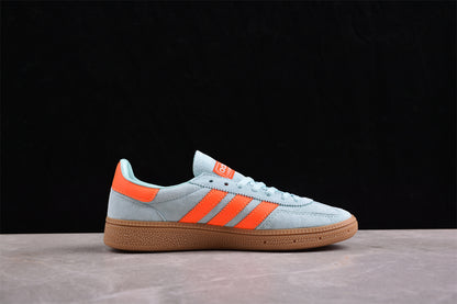Handball Spezial azul cielo y naranja